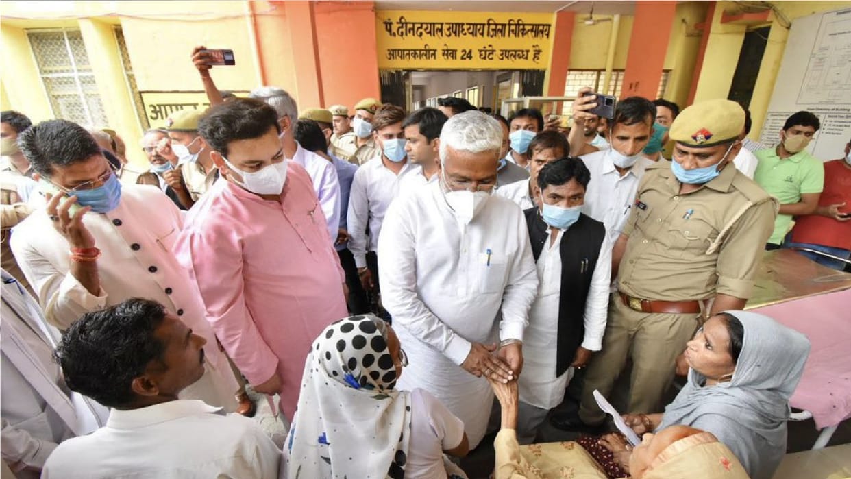 attendant of Patient complained to Swatantra Dev Singh doctor misbehaved says will rot your patient