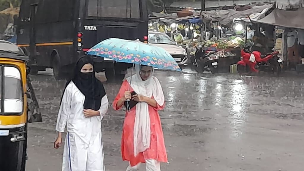 Jammu and Kashmir weather changed rain at plain areas and hail fall at hilly areas