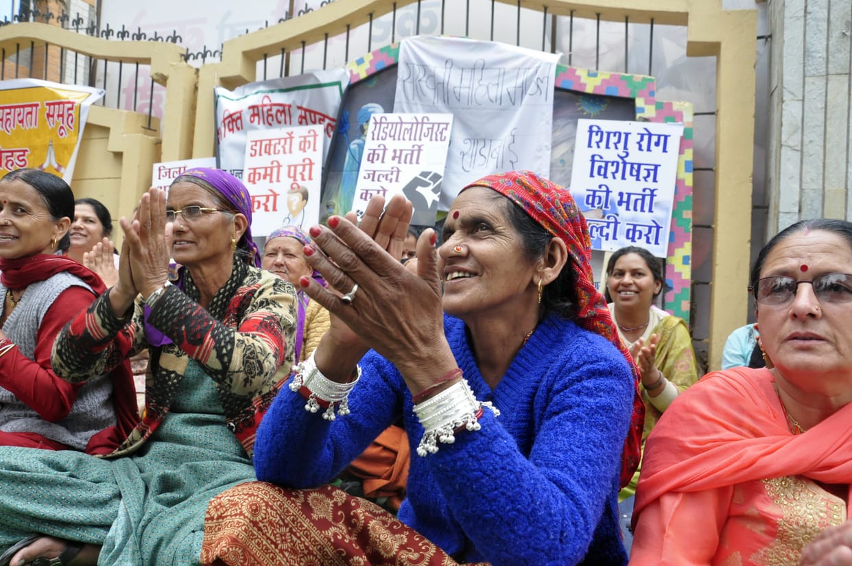 Zoiya Mama shunda nahi, Dr. Kullu bhejda ne