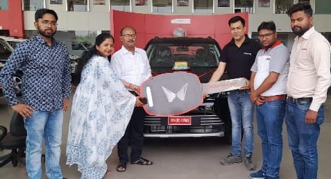 Jewelry worth 12 crores and vehicles worth 5 crores were sold on Abujha Muhurta