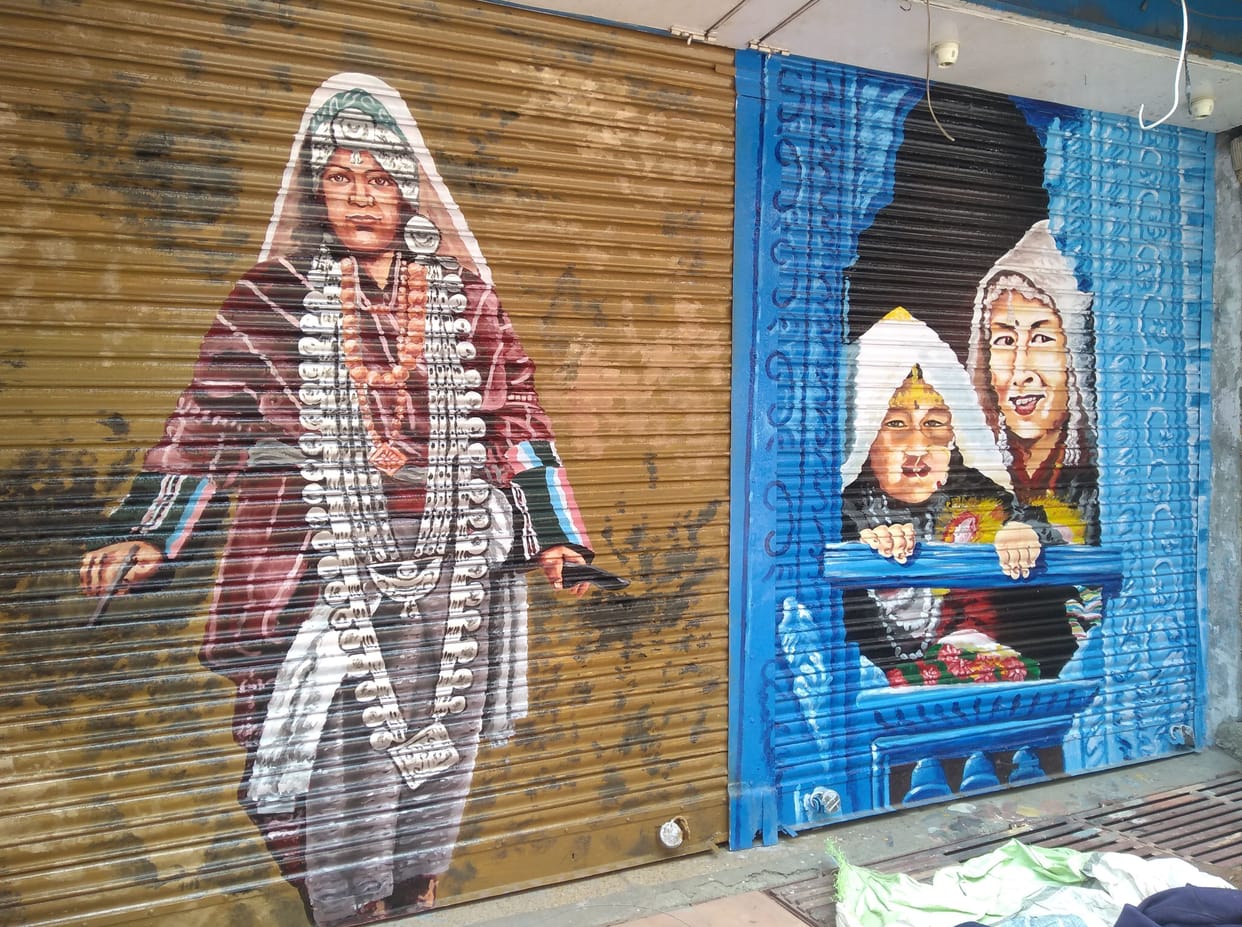 Now the Kumaoni culture will be reflected on the shutters of the shops