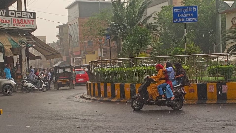 Weather Update of Punjab heavy rain in jalandhar
