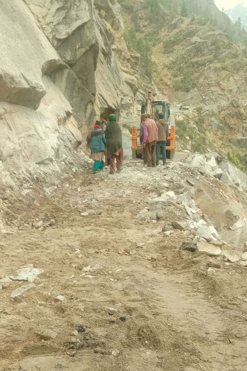 sangla chitkul road open for small vehicle