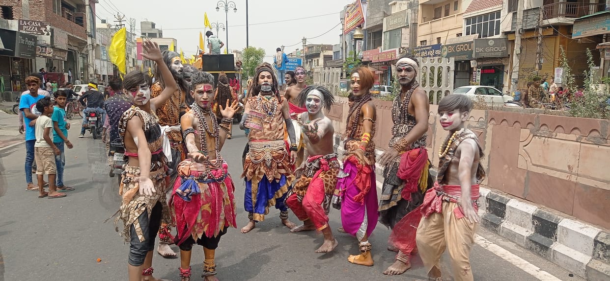 Procession taken out on Parashuram's birth anniversary, performed Havan and weapon worship, Kurukshetra