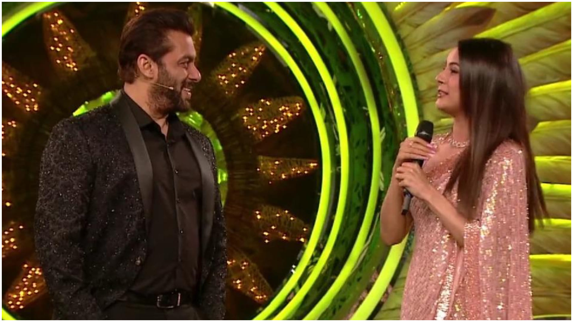 Salman Khan came to drop Shehnaaz Gill to her car at Arpita Khan and Aayush Sharma Eid Party 2022