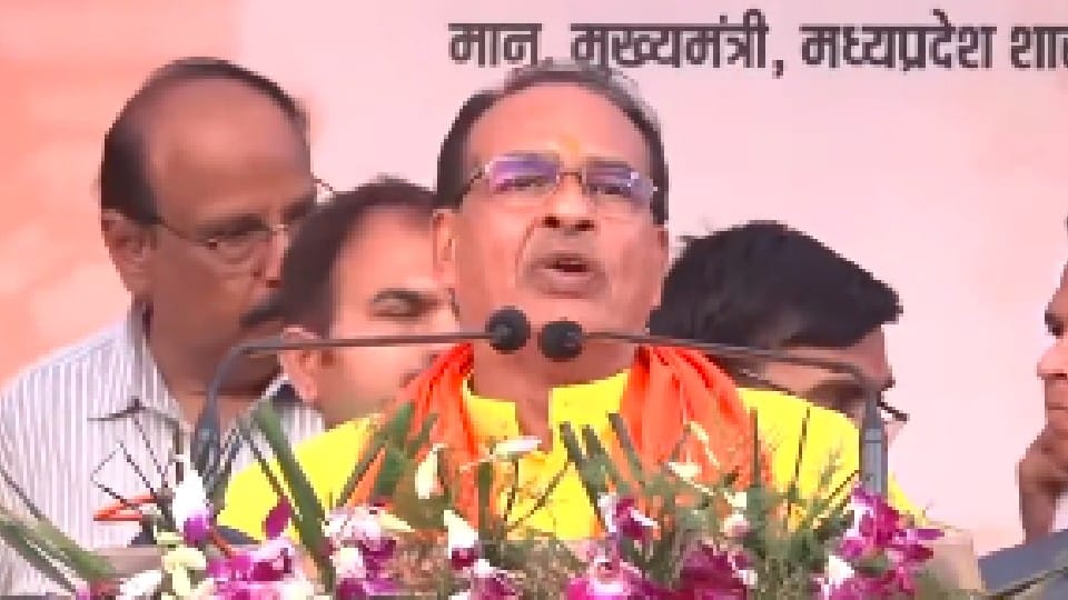 Datia's Pride Day: The Chief Minister arrived in the Rath Yatra of Mother Pitambara, said – Mai's rath will also run and development will also run