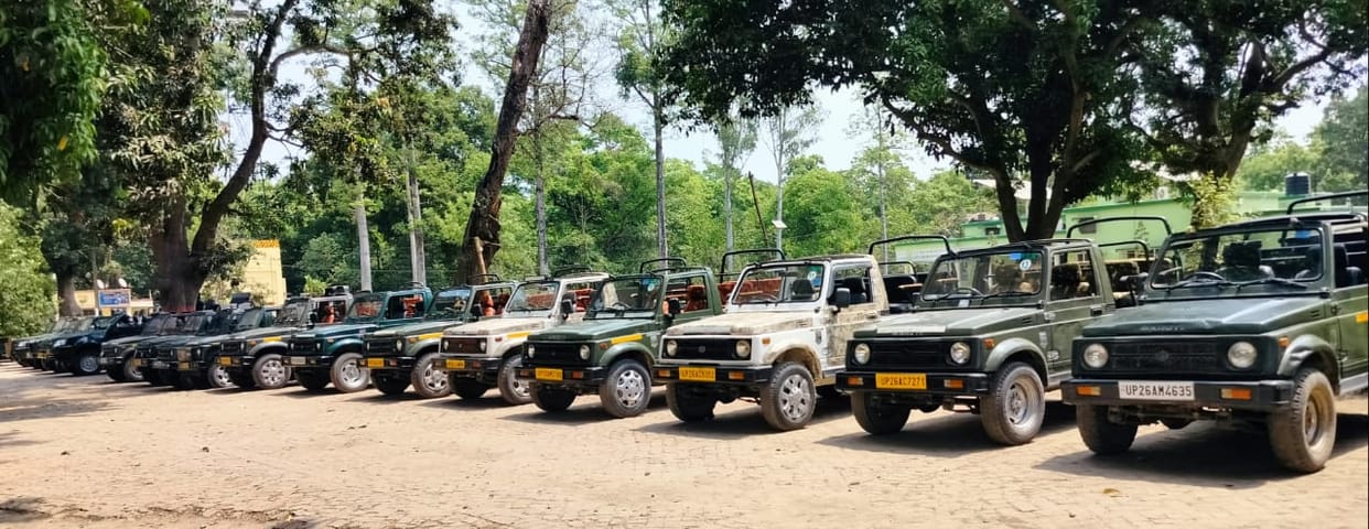 Angry drivers and guides went on strike, tourist vehicles stopped