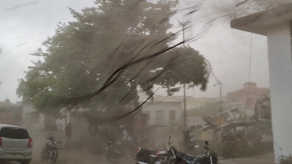 weather change after rain and hailstorm with thunderstorm in Etah Mainpuri