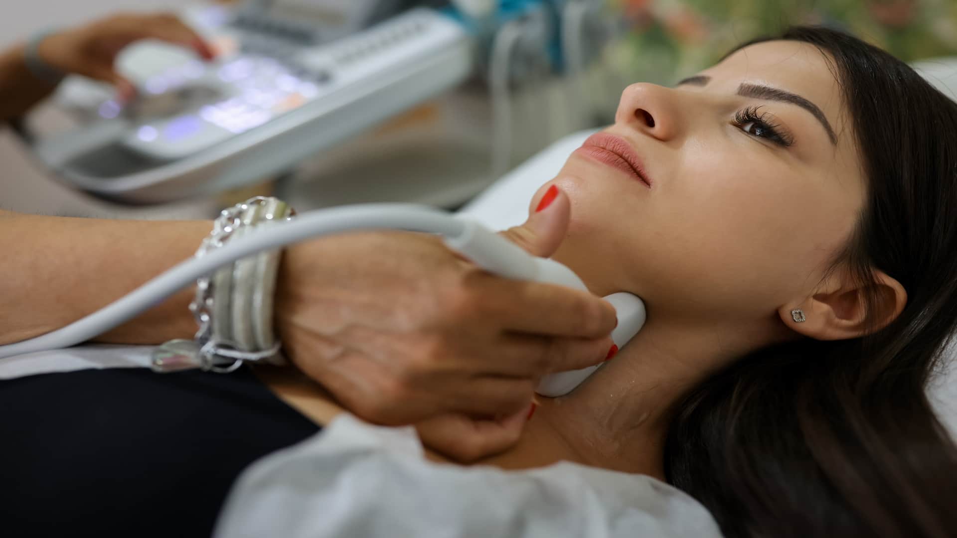 World Thyroid Day Know When and and Why It Is Celebrated History of Thyroid