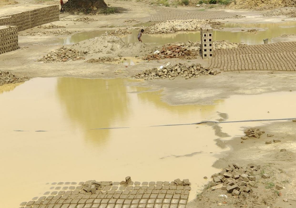 five injured due to wall collapse because of storm