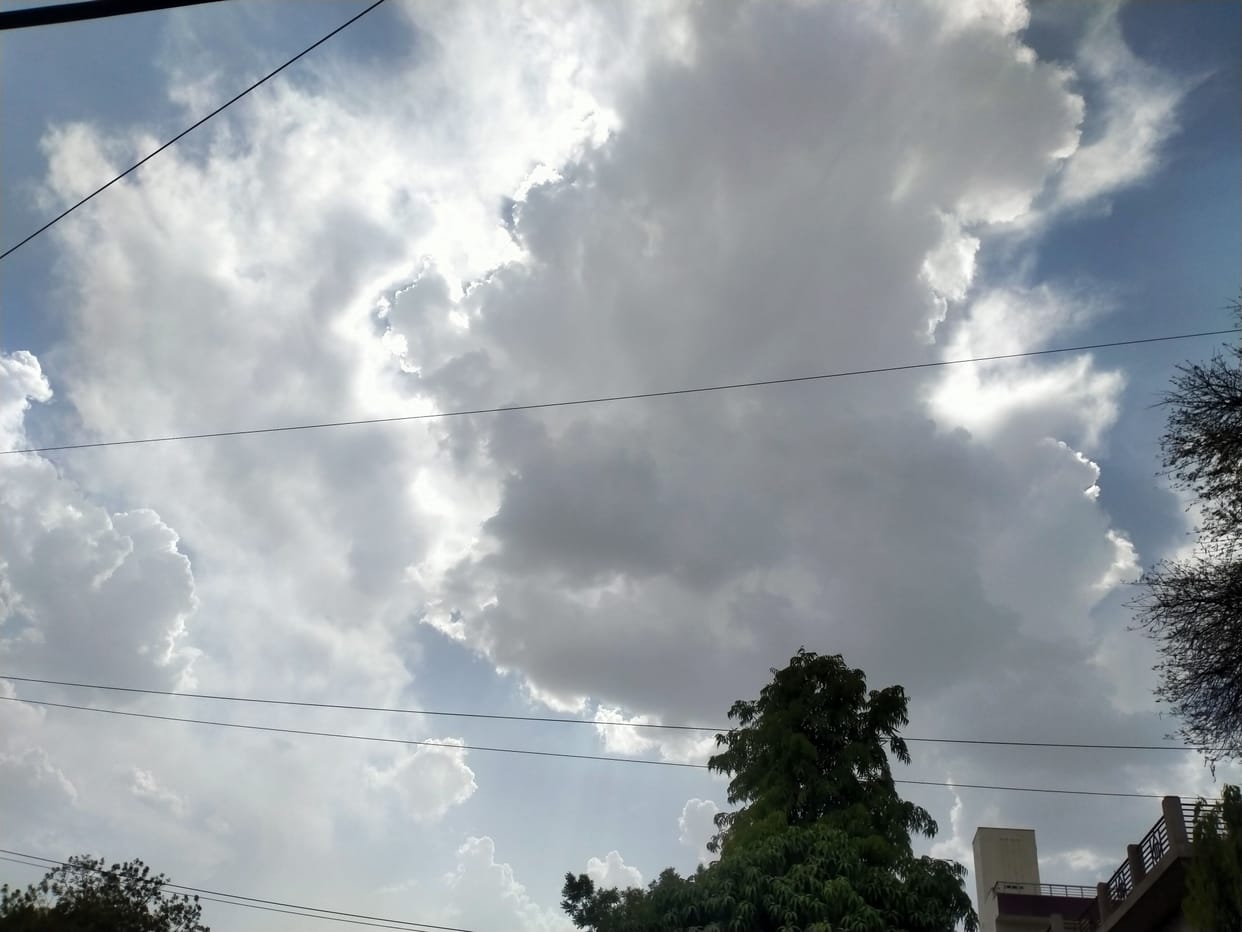 The heat plagued the whole day, in the evening there was relief from drizzle