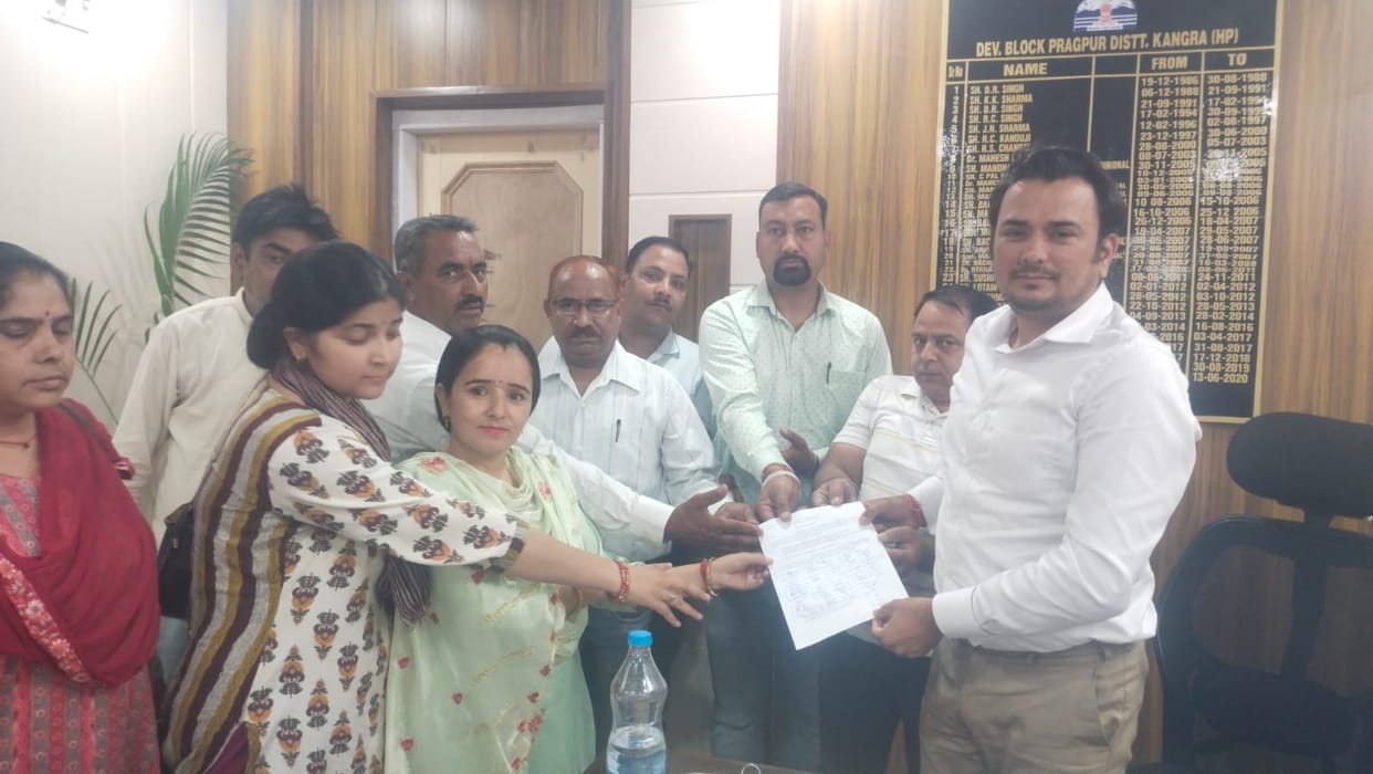 Block will go on mass strike