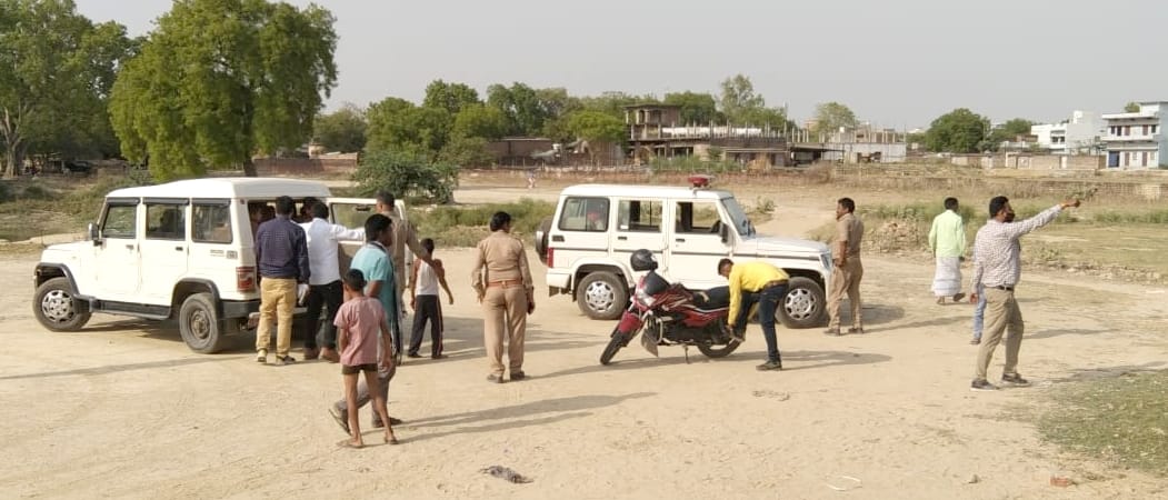 DM inspected the small bridge, reprimanded the contractor