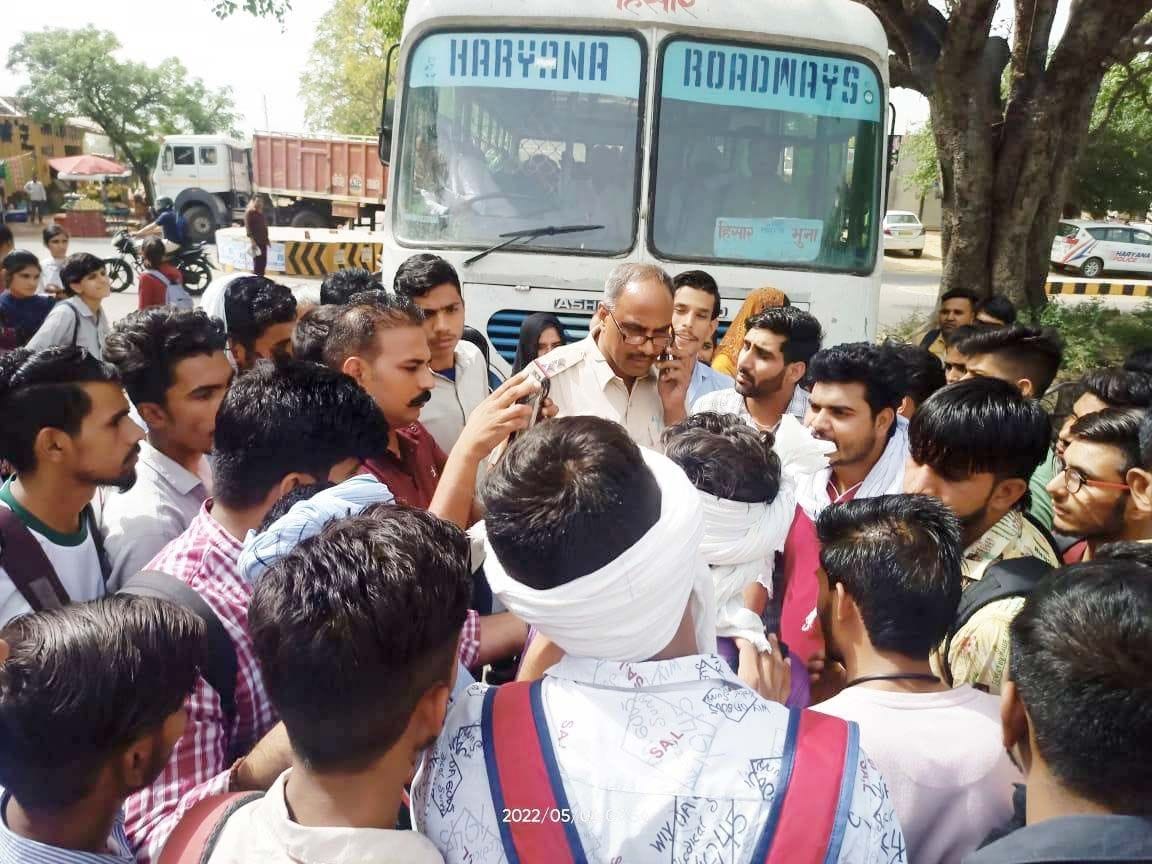 Barwala and Agroha jammed to increase the number of buses on the route