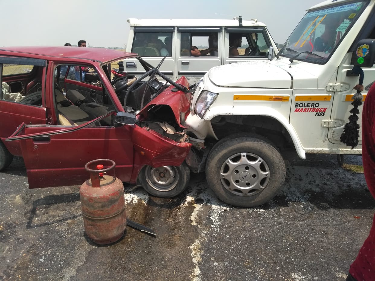 Car-pickup collision in Mirzapur