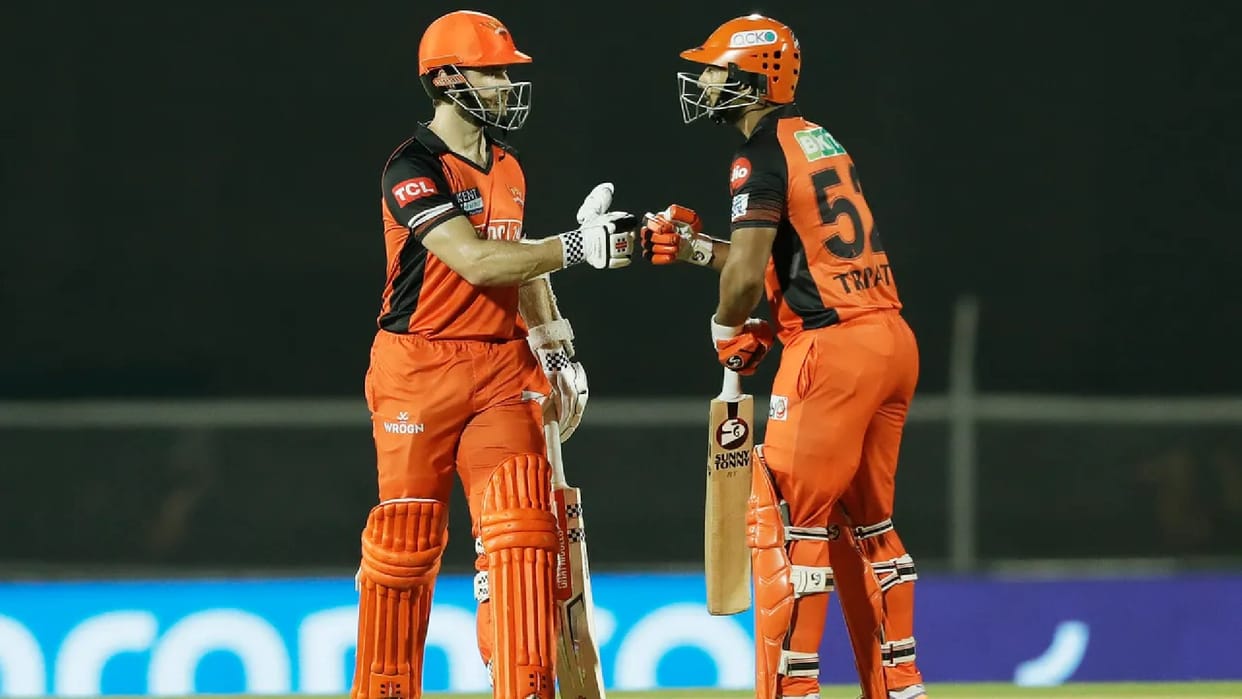 DC vs SRH: Coach Lara lashed out at Hyderabad batsmen, said – we should have been in a better position for 15