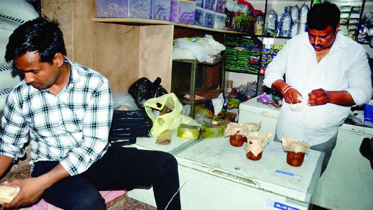 CM Flying filled samples of food items in Charkhi Dadri of Haryana