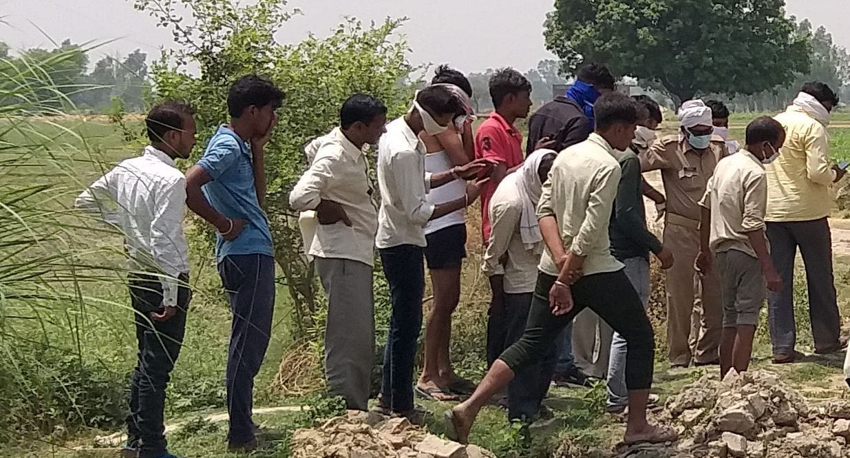Kanpur dehat : Dead body of youth found in Bamba, villagers expressed fear of murder after seeing injury marks on the body