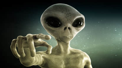 US Government Has Many Secret Alien UFO Videos Which Never Released Claimed in Report