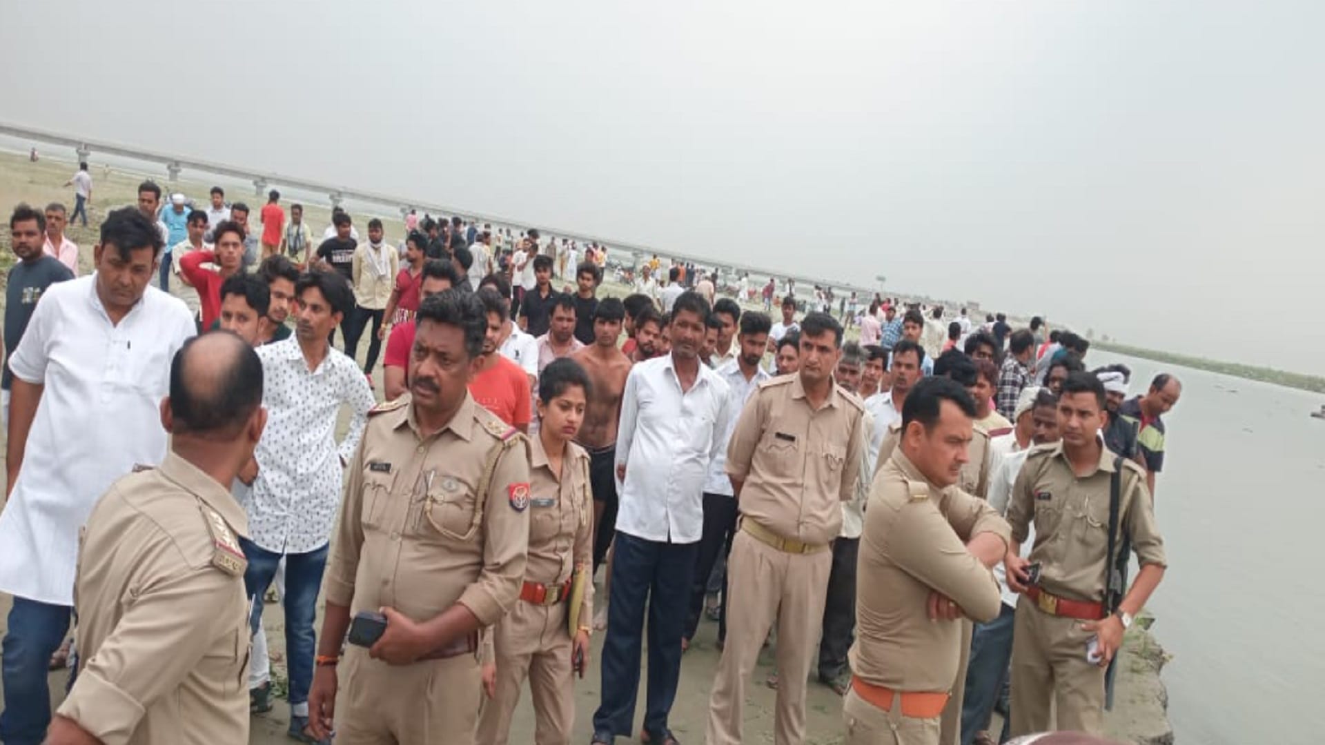 Meerut and Bijnor News: Five youths drowned in Ganga and life of three have been saved