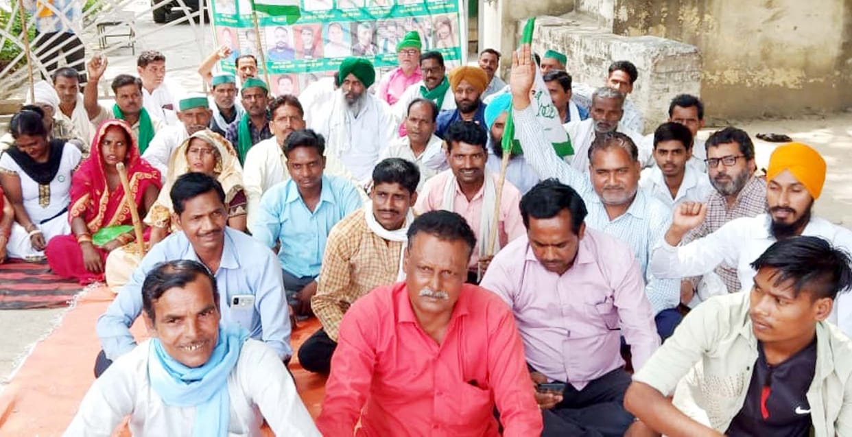 Bhakiyu staged a sit-in demonstration over the problem of electricity