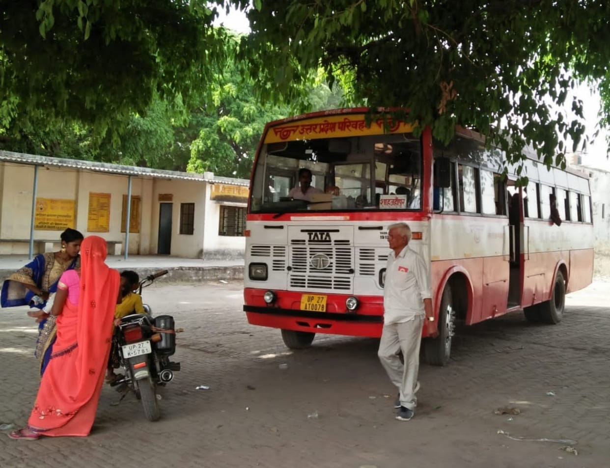Three AC buses will run between Tilhar-Shahjahanpur