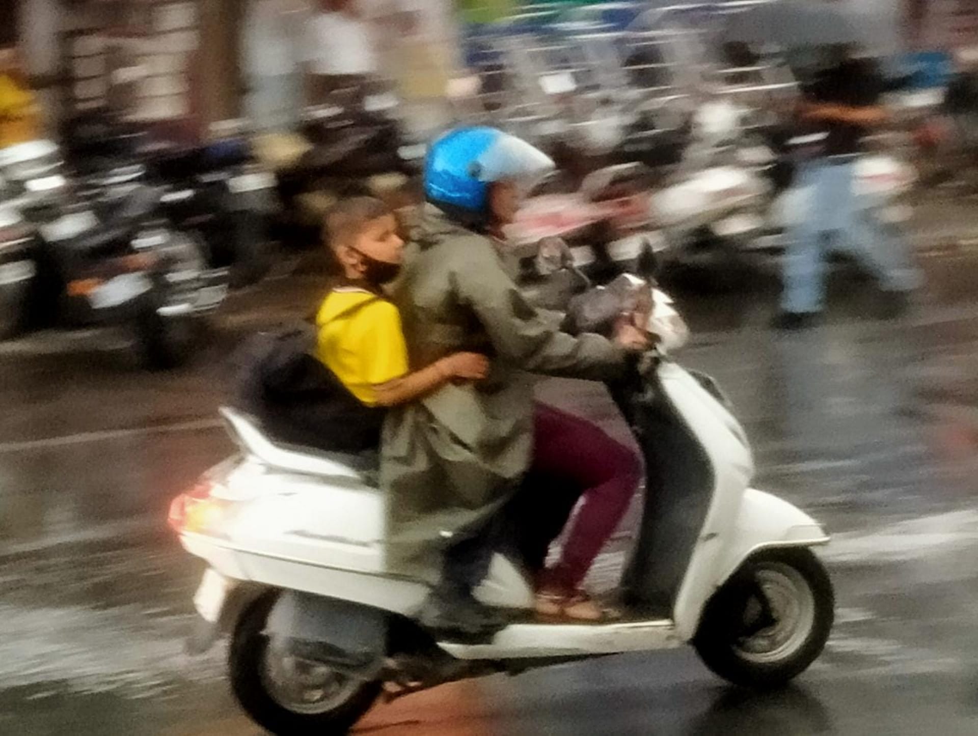 Weather update, relief from rain, traffic disrupted due to storm, power cut, today weather update, See photos