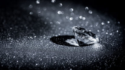 Demand for ready-made diamonds in India increased in America, they contribute 7.5% to the country's GDP