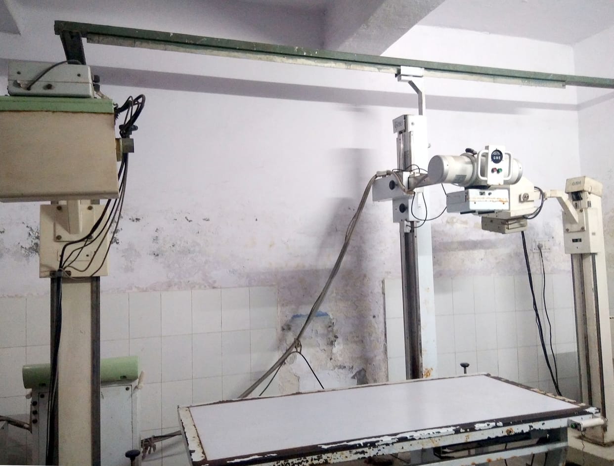 Amar Ujala Abhiyan: X-ray machines are gathering dust, not technicians