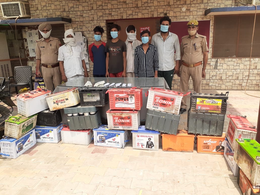 Interstate battery thief gang arrested six miscreants