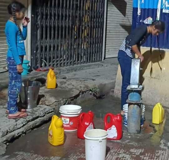 People face for water.