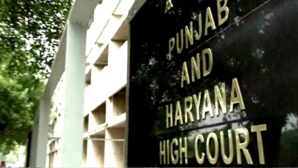 Punjab Haryana Highcourt ordered Punjab Government to resume security of 424 VIP