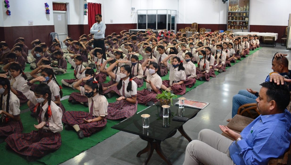 Children gave the message - Yoga will make you healthy
