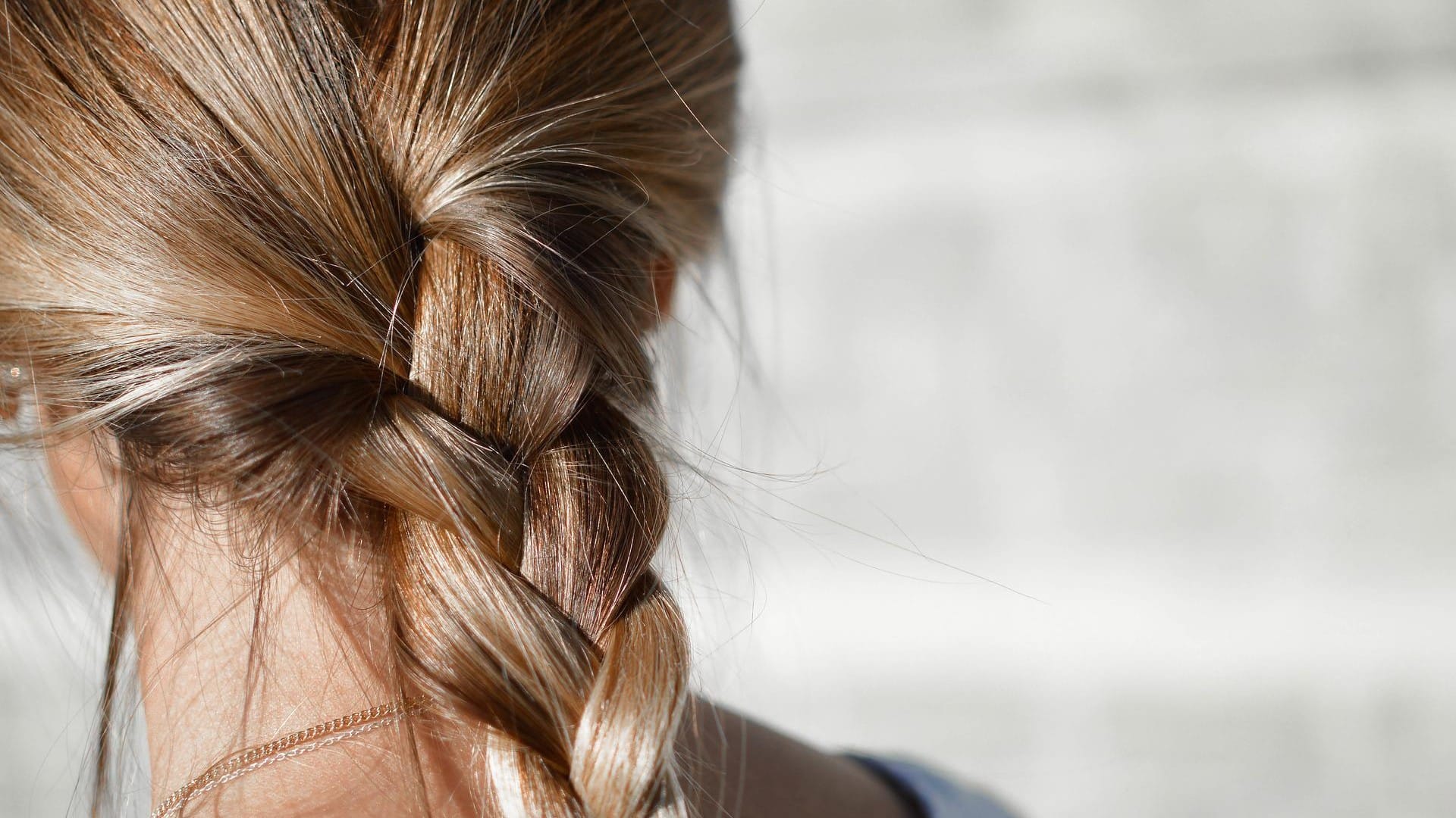 protect hair color from uv rays and sun