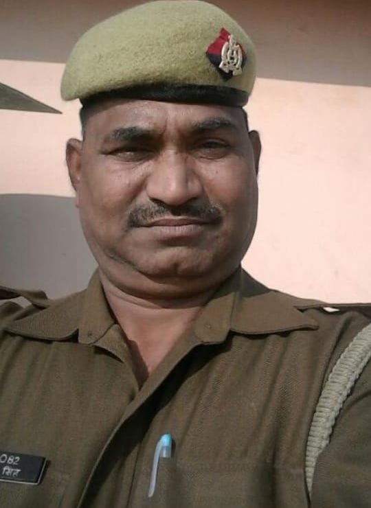 Hathras: Policeman engaged in protecting vaccine dies due to current in cooler