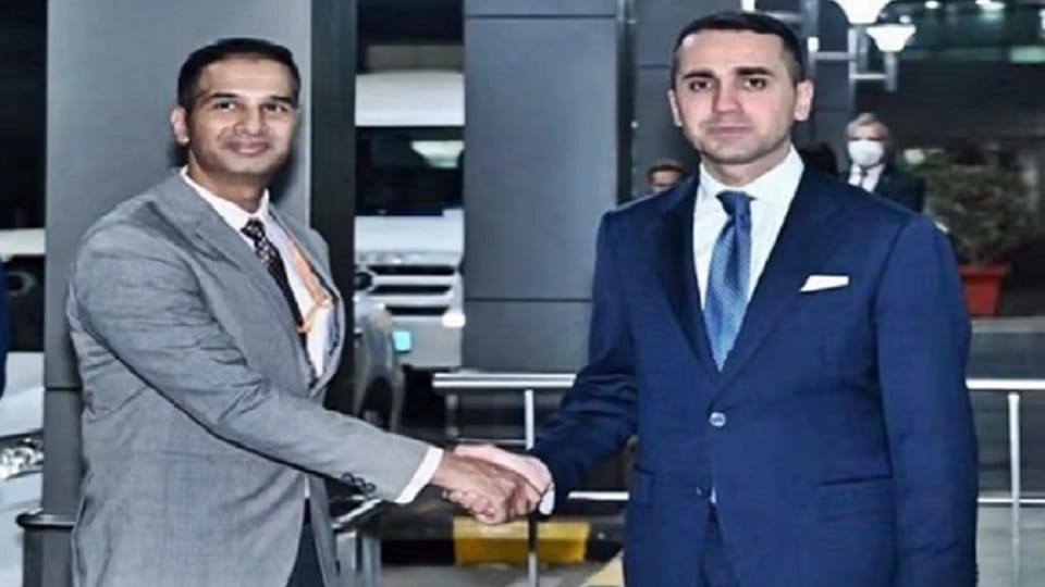 Italian Foreign Minister Luigi Di Maio arrived India Today there will be bilateral talks with S Jaishankar
