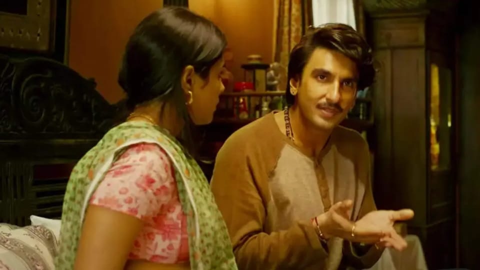 Jayeshbhai Jordaar Title Song out film released on 13 may 2022 in theater