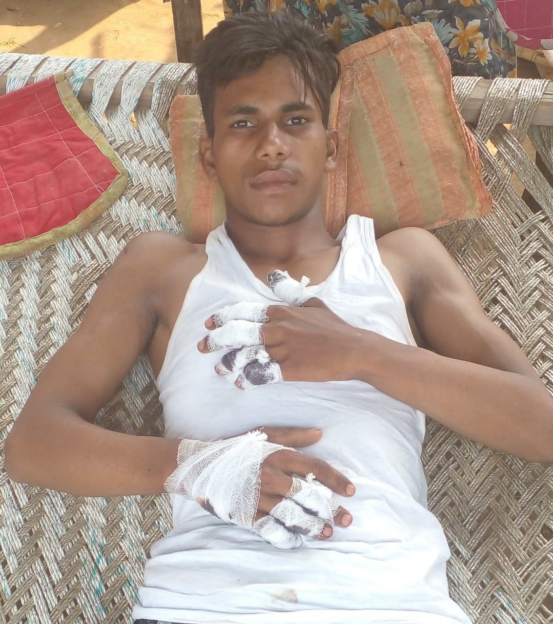 Death of a young man due to current, two brothers were scorched in an attempt to save