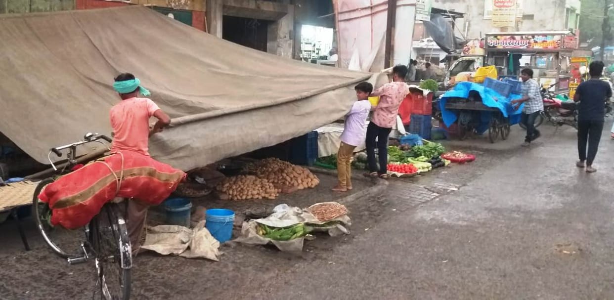 storm and rain, linter collapse, girl injured