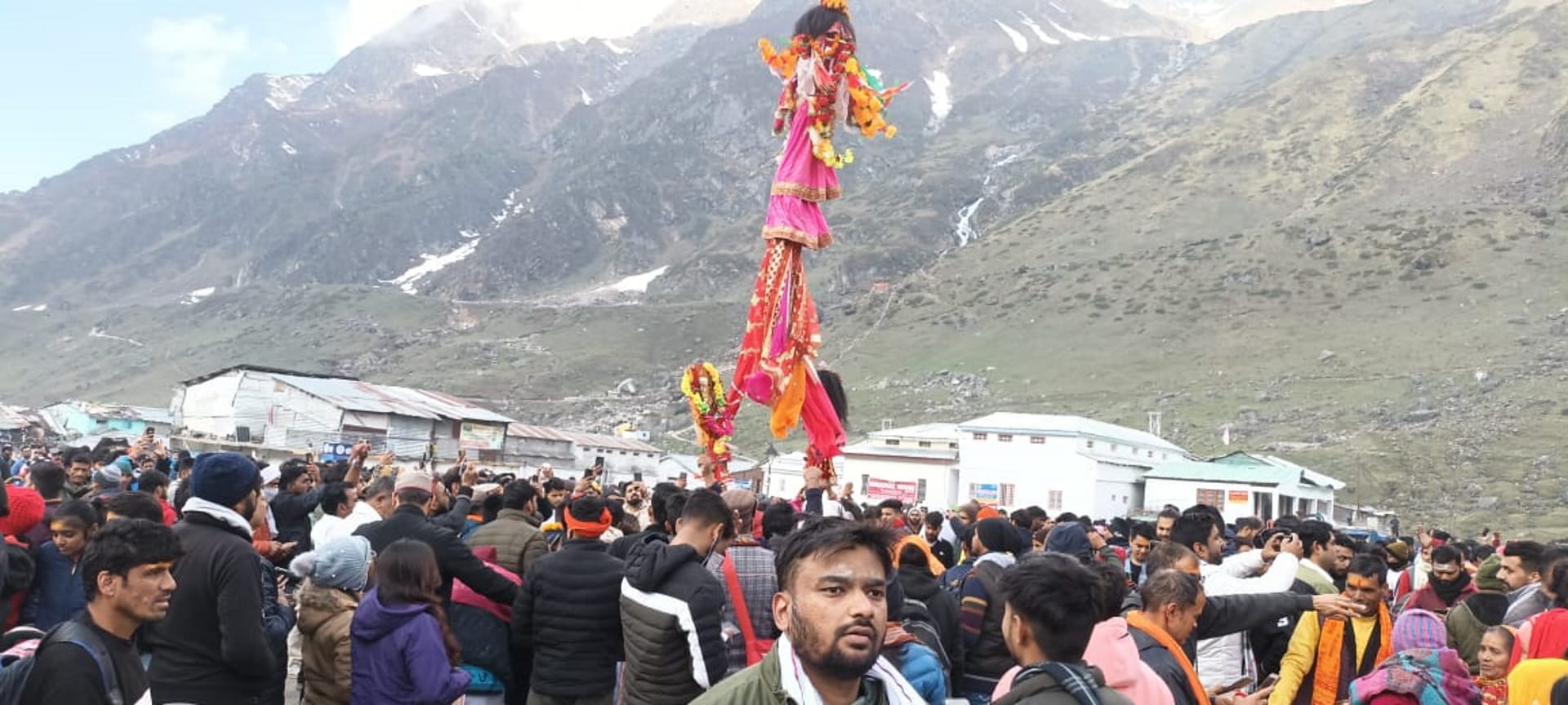 Kedarnath Dham doors opened, More than 15 thousand devotees become witnesses, record may be broken today, see photos