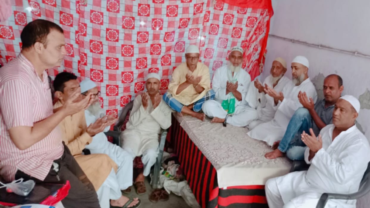 Meerut News: Prayed for Chaudhary Ajit Singh by singing Quran, appealed to follow policies of Lok Dal