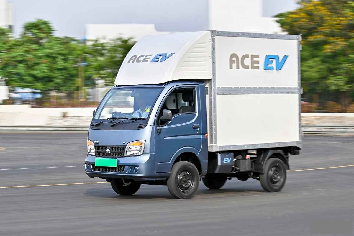 Tata ACE EV Commercial Vehicle Launched in India Know Price Specifications Detail in Hindi electric vehicles in india