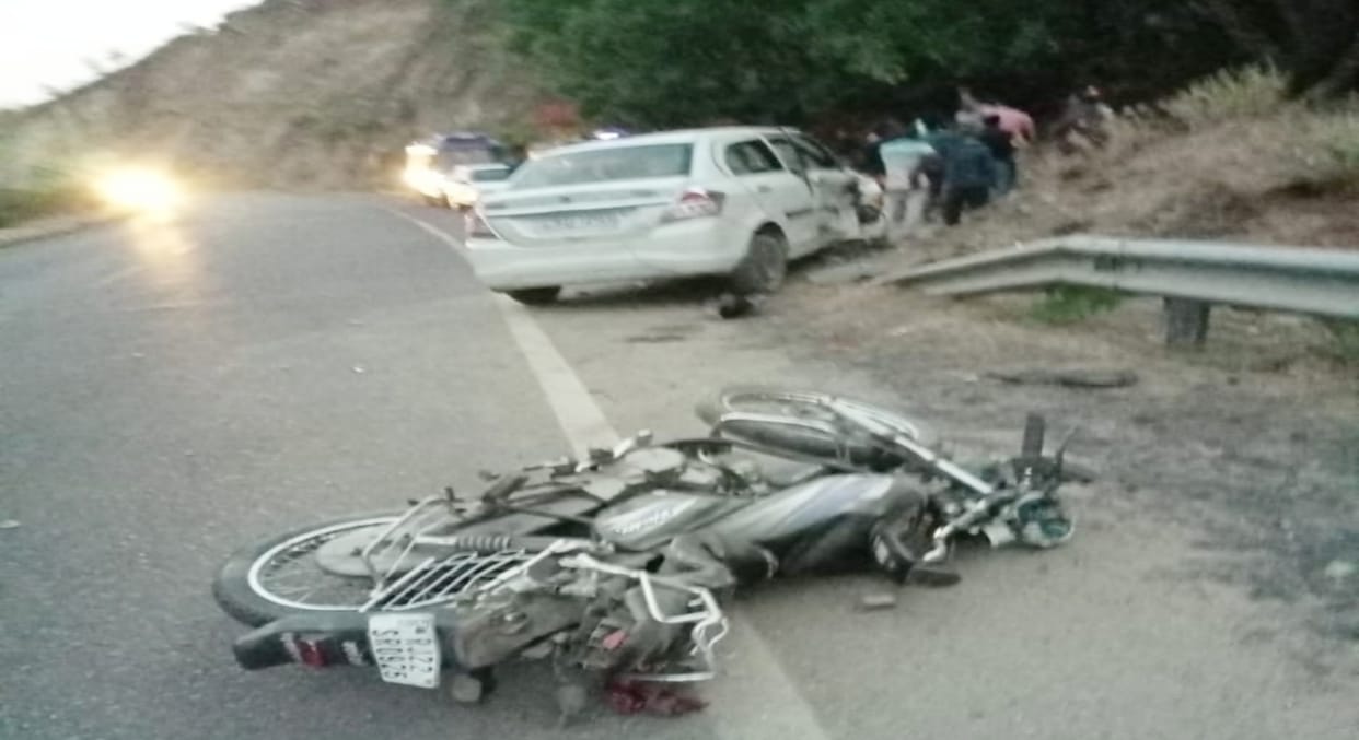  Road Accident in Udaipur two died due to car hit them