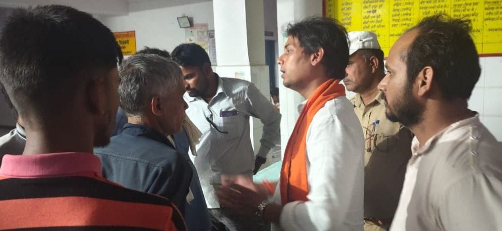 Kanpur dehat : Two friends who went to feed goat drowned in Bomba, died, incident happened in Mirzapur Kala Kauru village