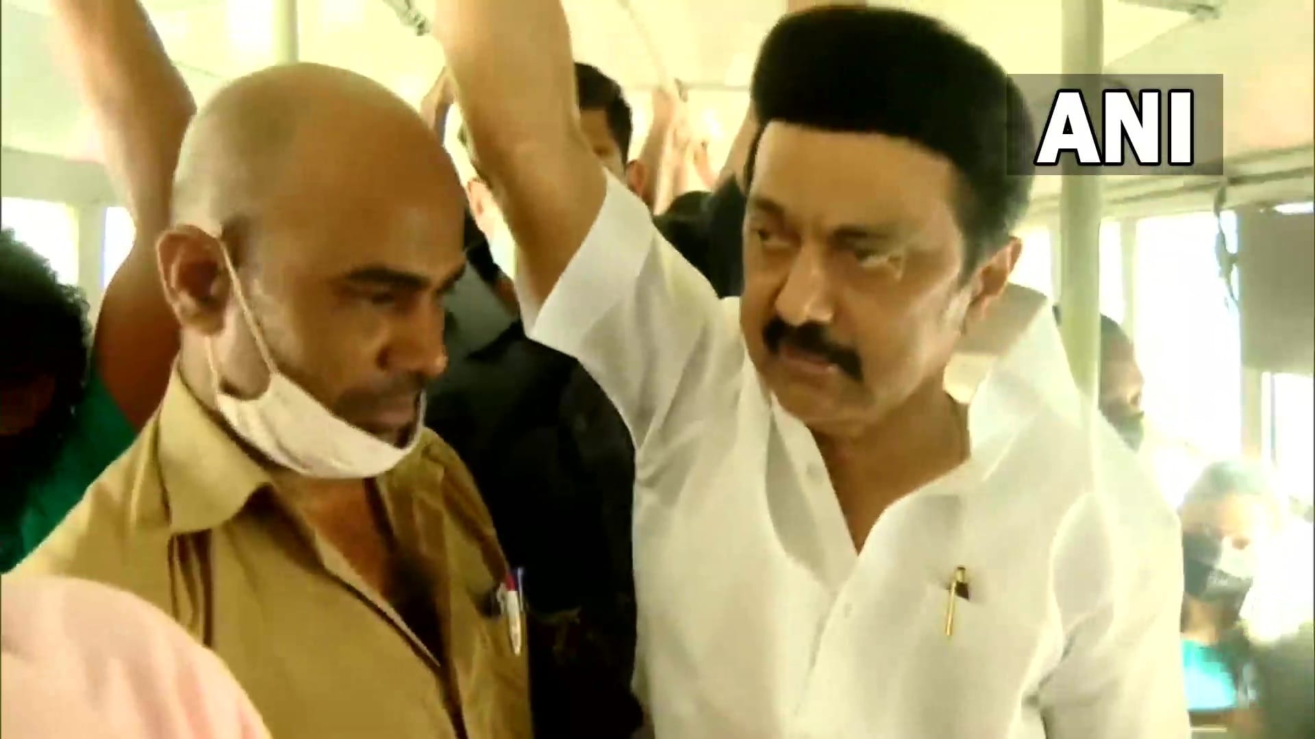 Tamil Nadu : Chief Minister Stalin boarded the bus, peoples opinion about the government after completing one year in power