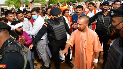 CM Yogi Adityanath in Jhansi