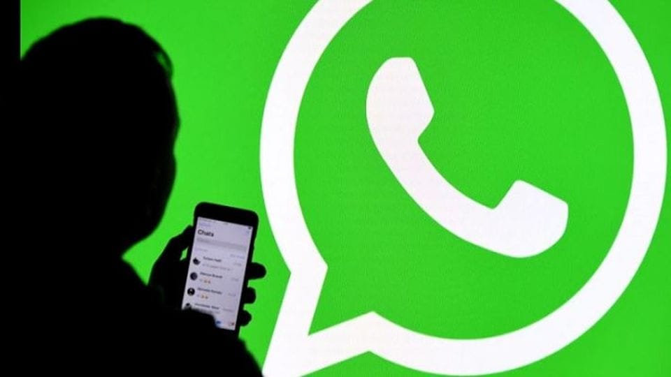 businessman getting threatening messages on WhatsApp in Agra