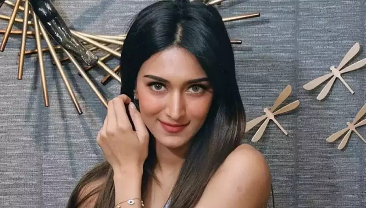 Erica Fernandes birthday today know kasauti zindagi kay 2 actress untold facts