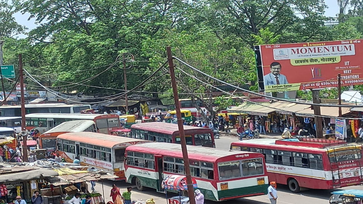 Six new buses from Gorakhpur to Prayagraj and Varanasi from today,