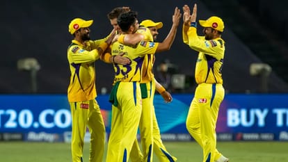 IPL 2022 CSK Playoffs Scenario Can Chennai Super Kings still reach the playoffs check equations of MS Dhoni team